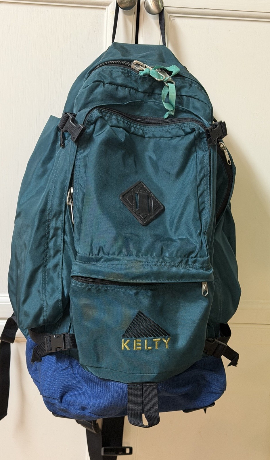 Kelty Red Wing Internal Frame Backpack Green And Black Excellent Condition