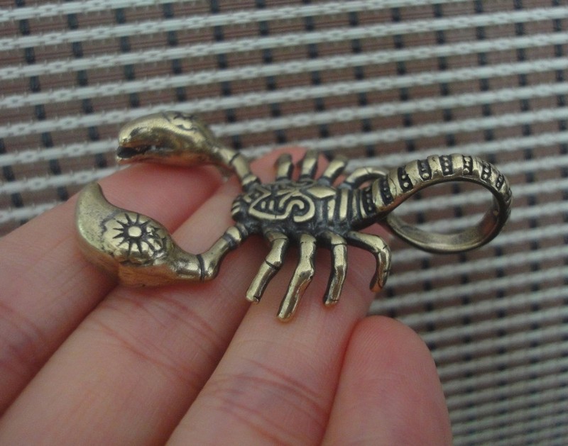 Vintage Style Solid Brass Scorpion Figurine Statue Pendant Knick Knacks gallery