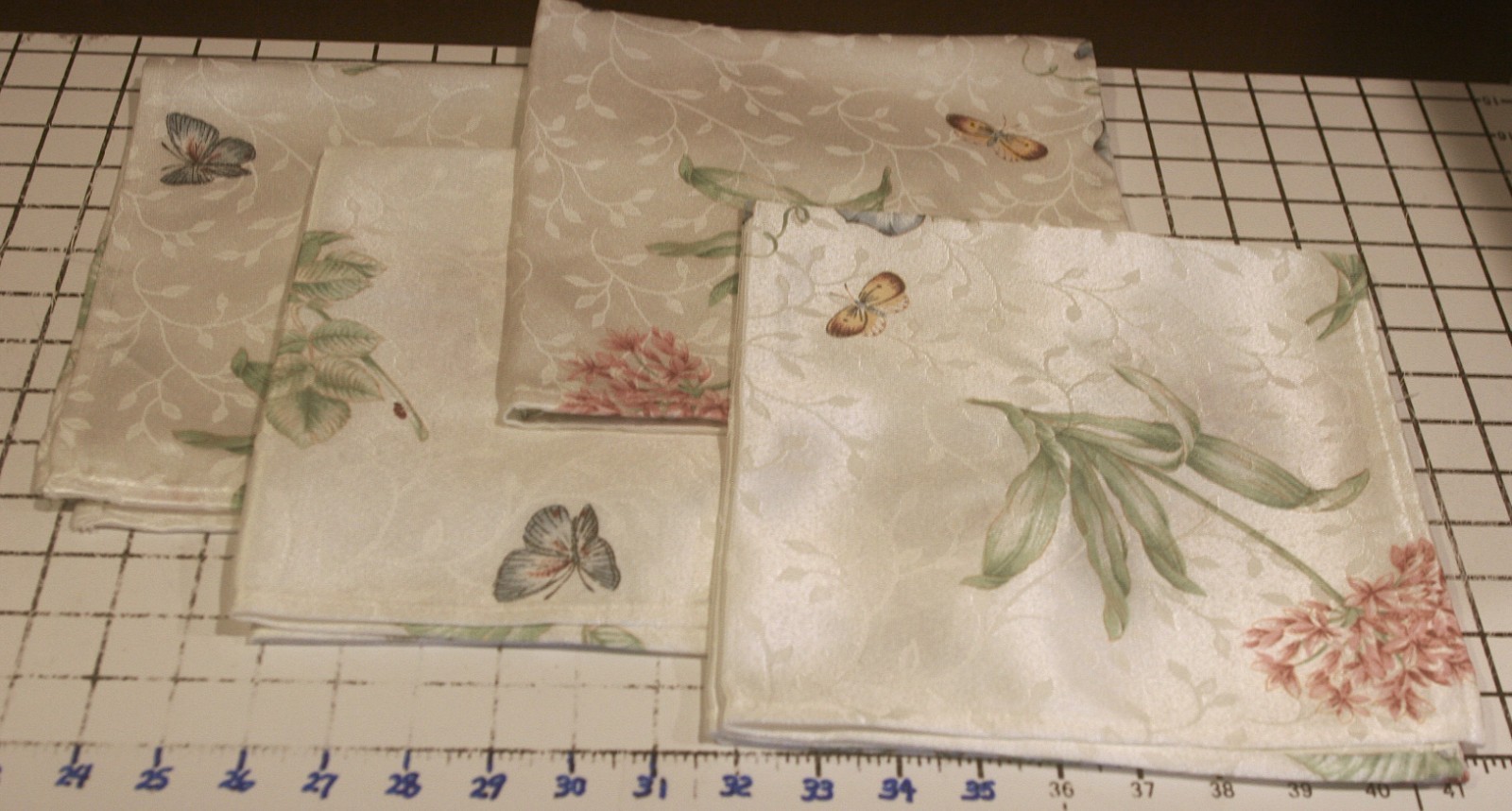 Lenox Butterfly Meadow Cloth Napkins Set Of 4 gallery