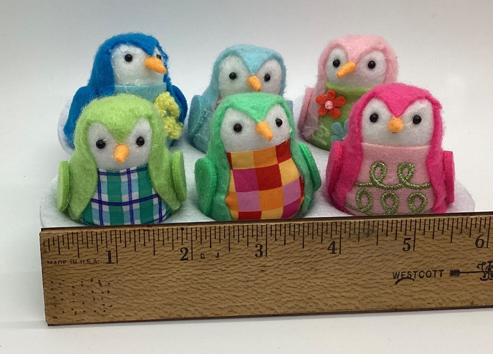 Easter Spritz 2025 Mini Chicks In Carton ~ Featherly Friends ~ New in Packaging gallery