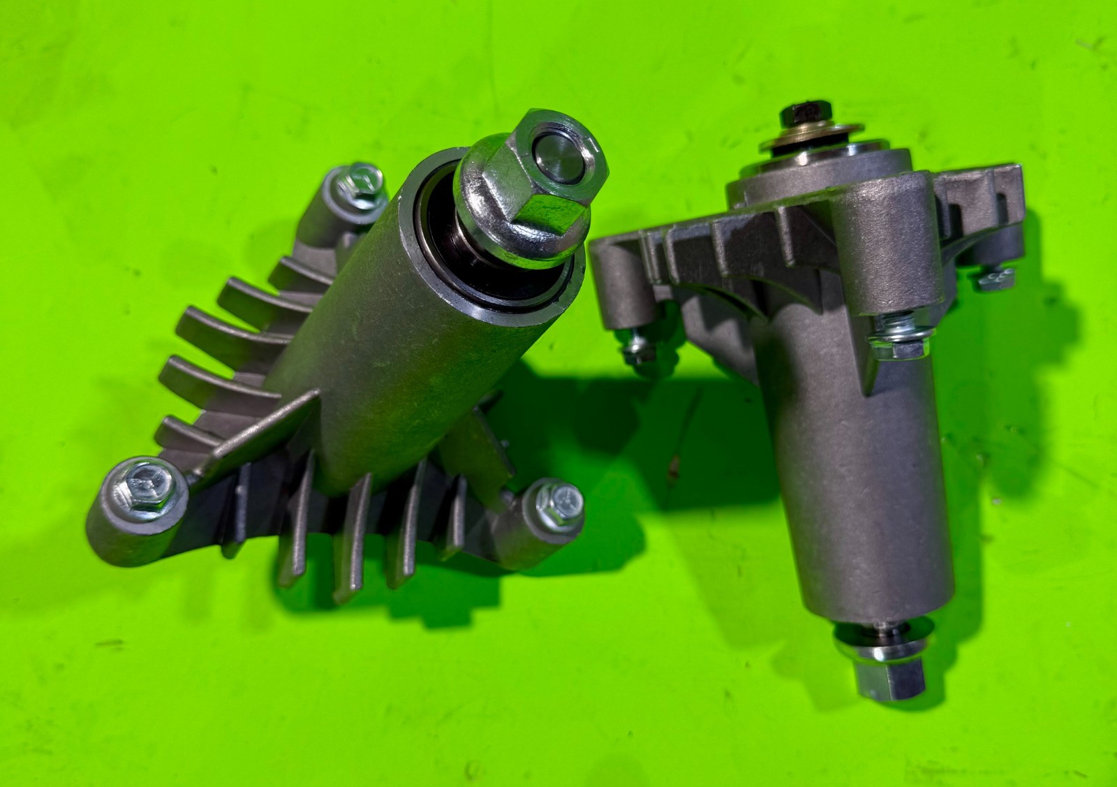 2PCS BLADE SPINDLE KIT FOR CRAFTSMAN LT1000 LT2000 42" 134149 130794 532130794 gallery