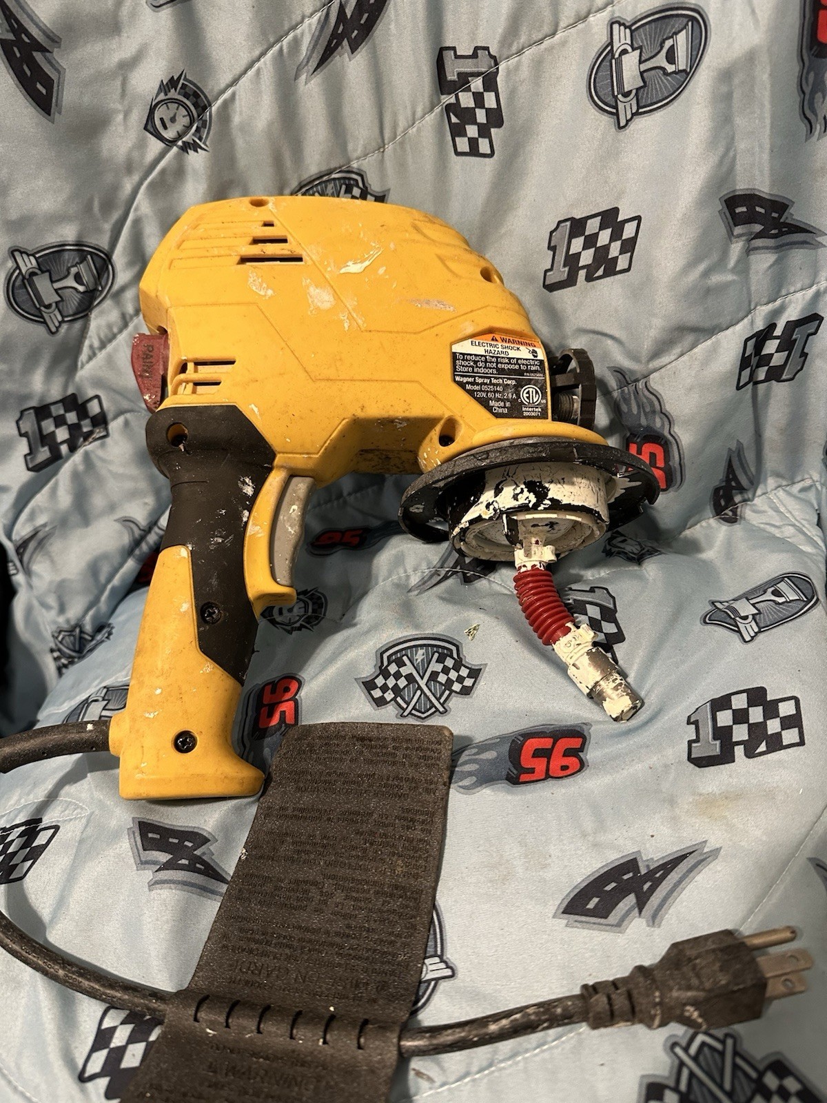 Wagner Handheld AC Paint & Stain Sprayer Yellow Black Material Flow Control gallery