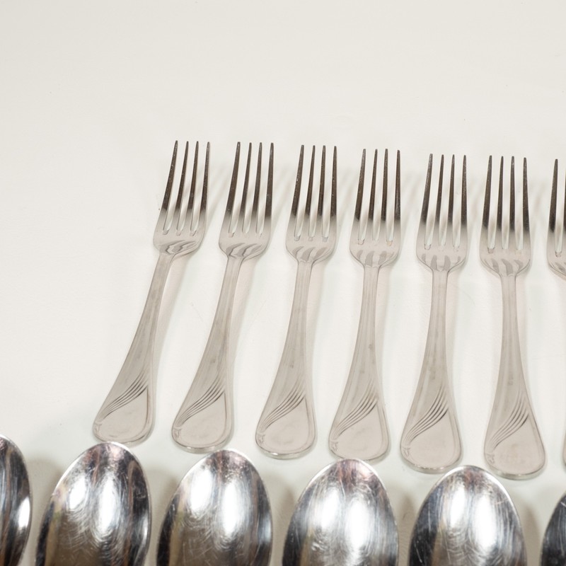 Mafil Vanstahl Unknown Pattern Stainless Steel Flatware Set of 35 Portugal gallery
