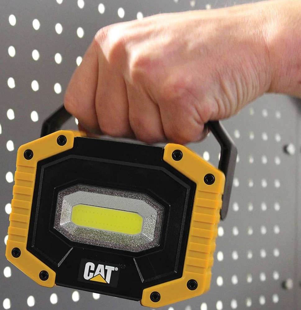 LED Portable Worklight 250  500 LUMENS Built In Magnets,Cat,