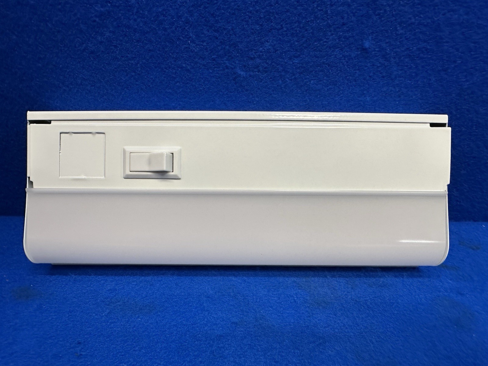 AFX T5L2-09RWH 9" LED TASK LIGHT gallery