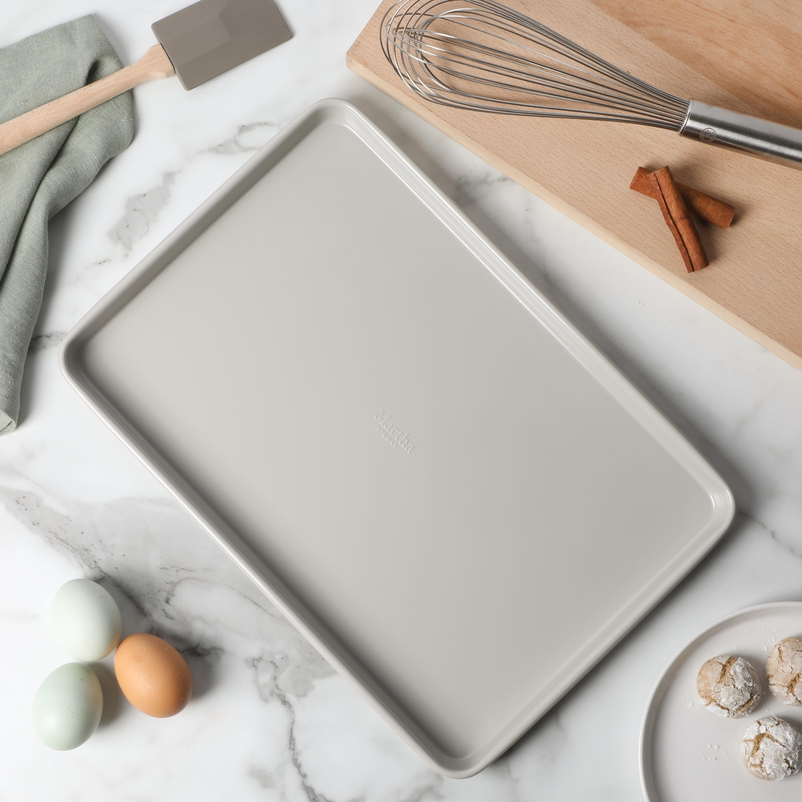 Gallen 15 x 10 Inch Nonstick Carbon Steel Cookie Sheet - Cool Grey gallery