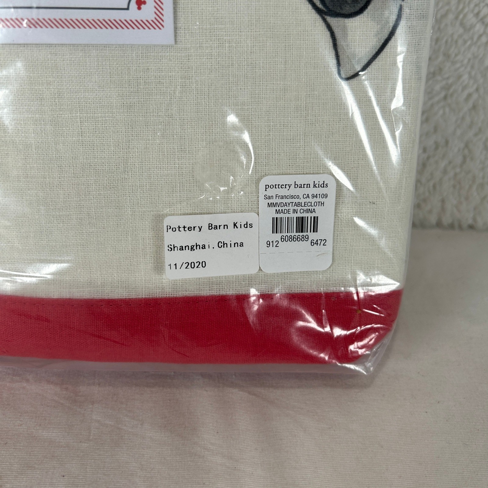 Pottery Barn Kid Disney Mickey Minnie Mouse Valentine Tablecloth 70x90 Red Heart gallery