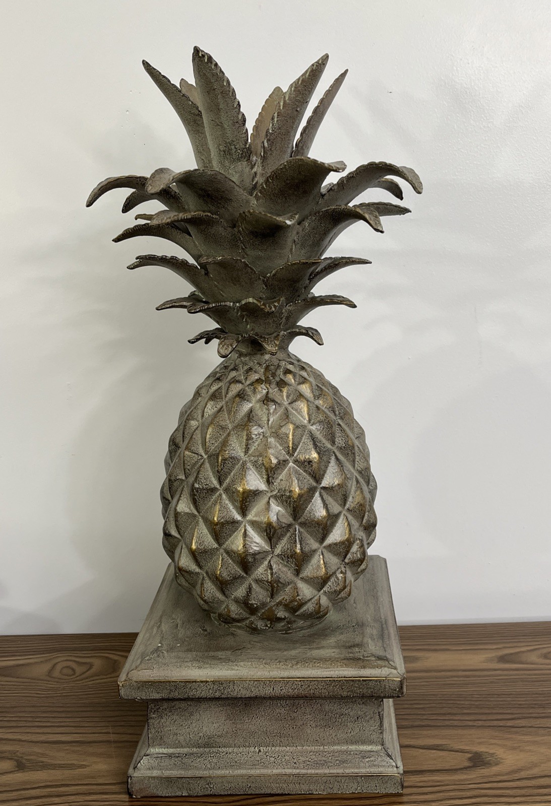 24-1/2" St. Simons Pineapple Statue In Cast Aluminum With Hand Finished gallery