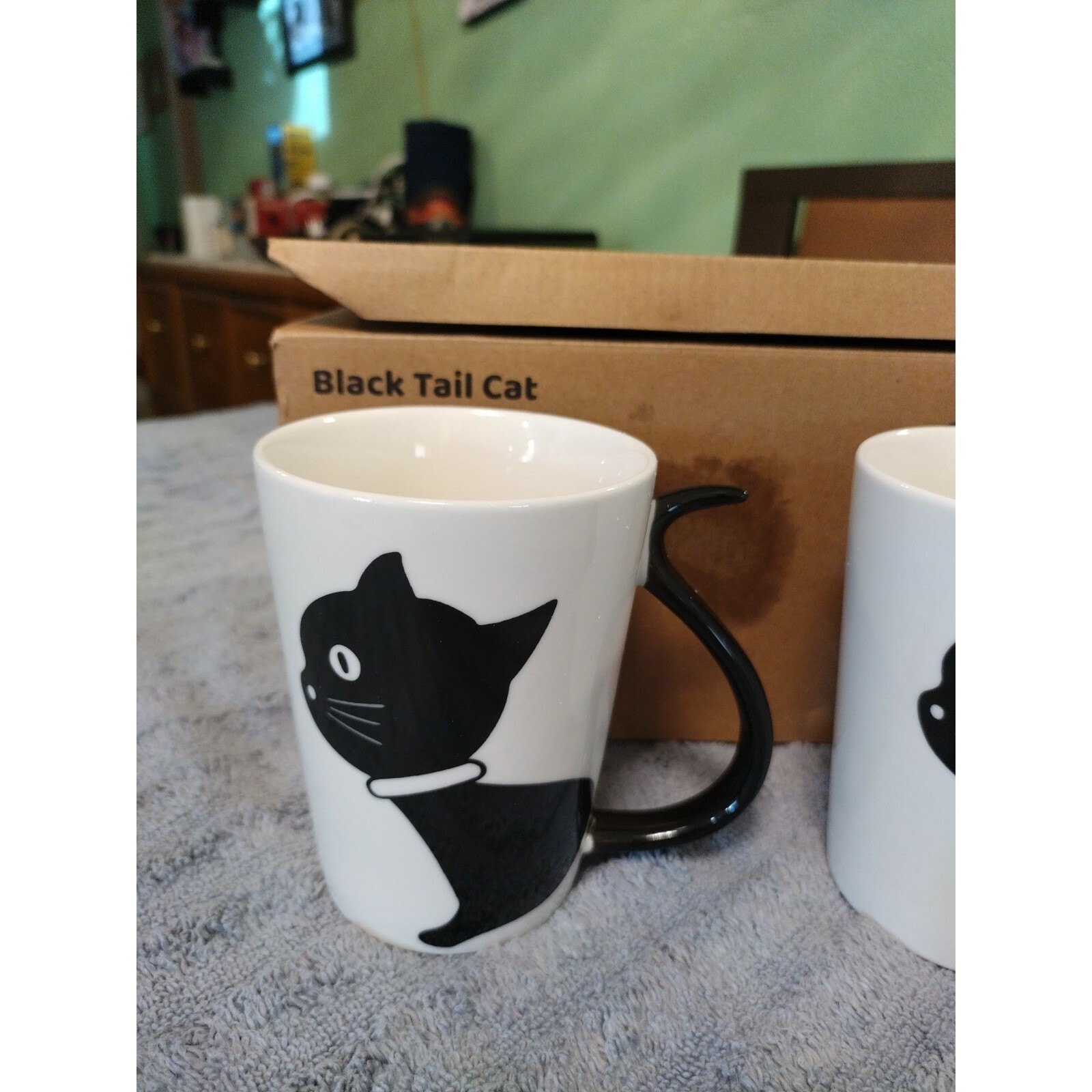 Fox Valley Traders Black Cat Tail 11 Ounce Coffee Tea Mugs Home Style Kitchen gallery