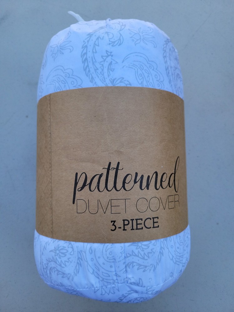 Kaycie Gray - Premium 3 Piece Pattern Duvet Cover Set King & Cal King