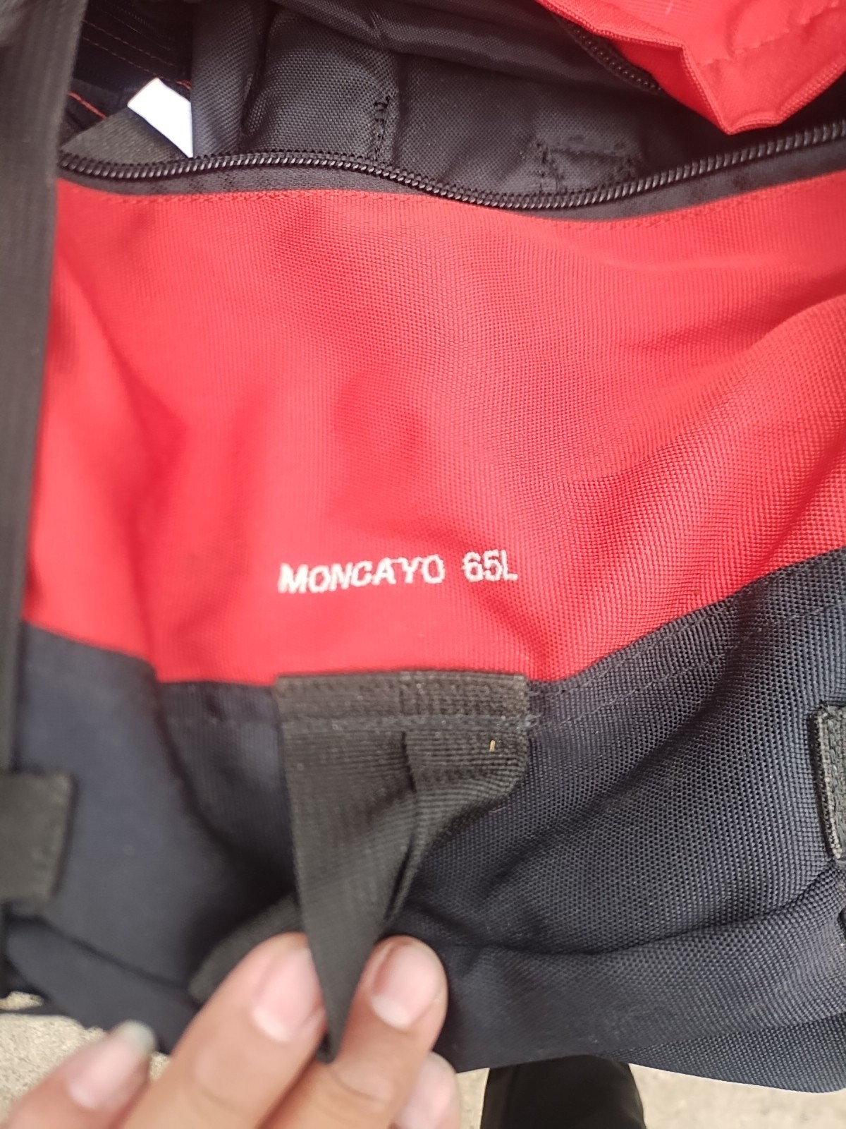 Inesca Moncayo 65L Hiking Pack With Frame  2