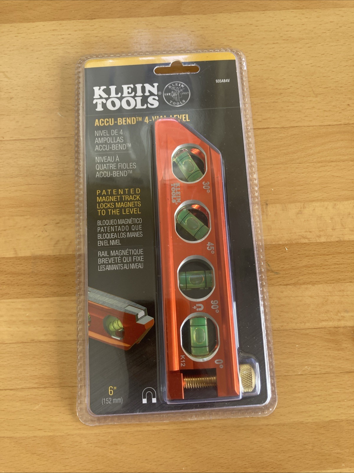 Klein Tools 935AB4V Torpedo Level, Magnetic, 4 Vial for Conduit Bending gallery