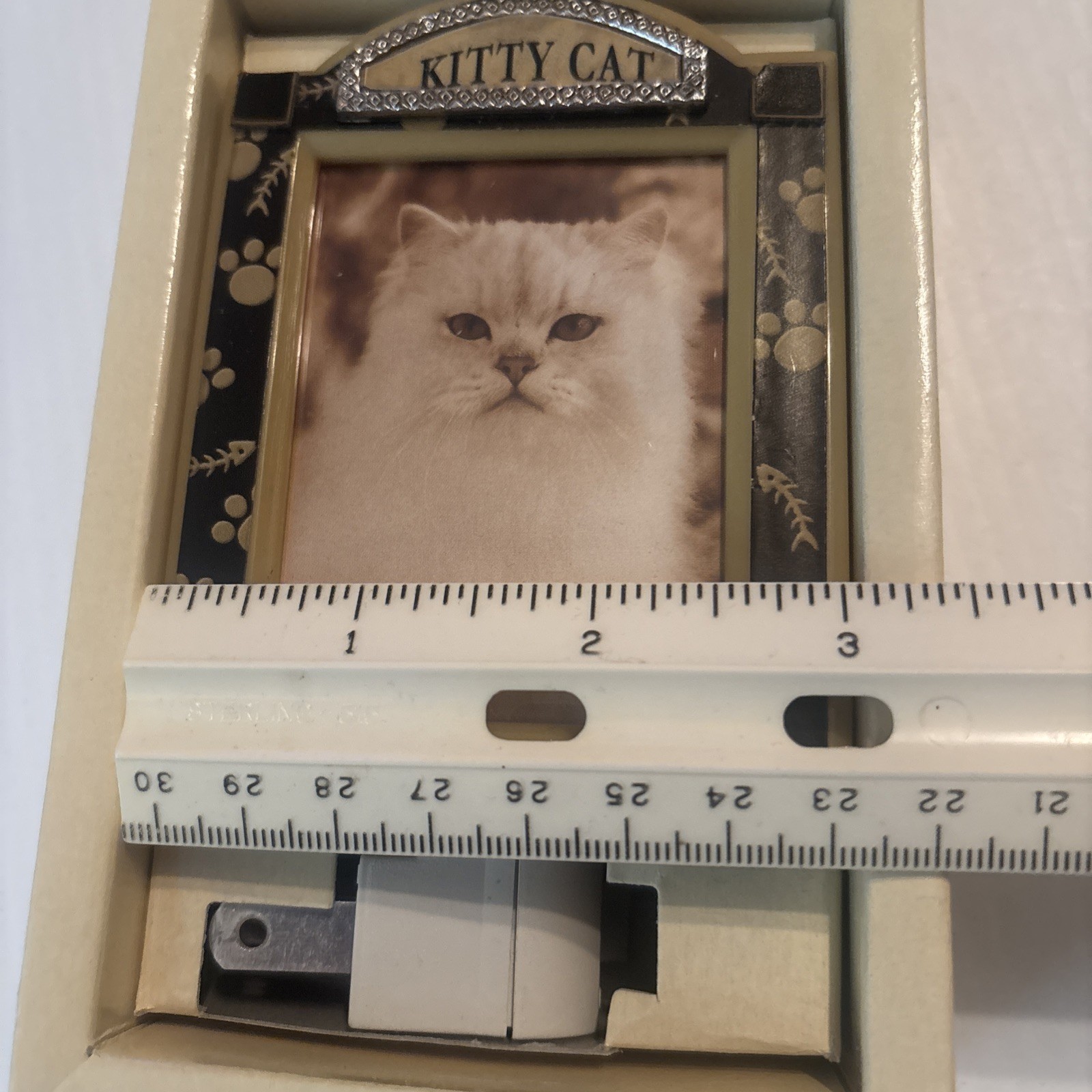 Kitty Cat Plug In Photo Night Light - New In Box By Keypoint Co gallery