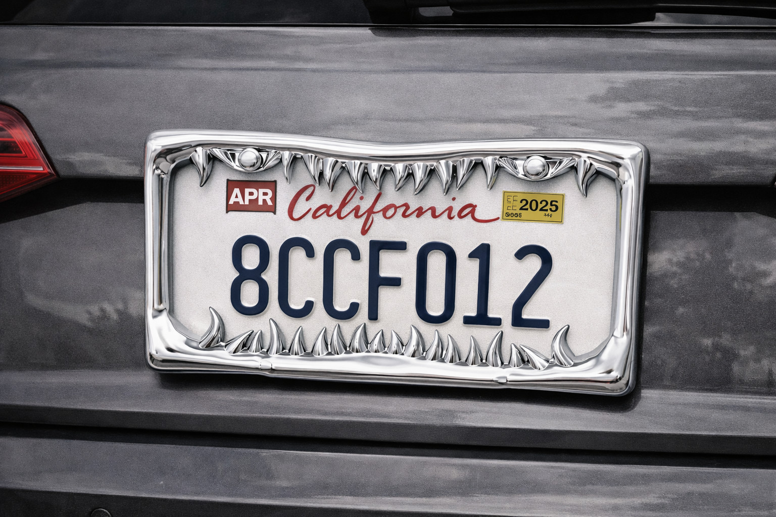 Universal Metal Shark Tooth Teeth Jaws License Plate Frame Cool Design Chrome gallery