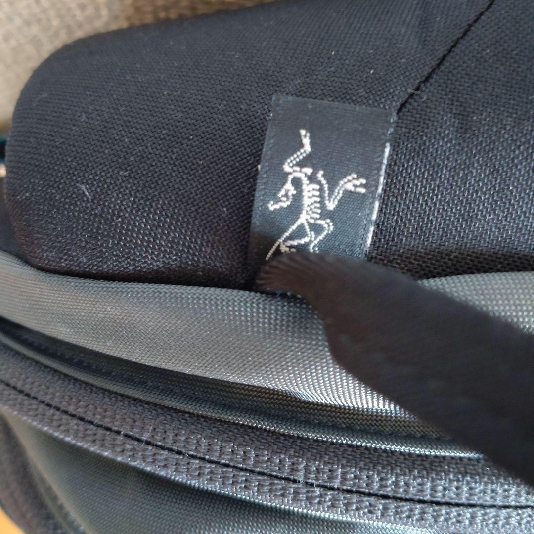 Arc'teryx Quentic 20L Backpack Rucksack Gray Climbing Bag Used 3