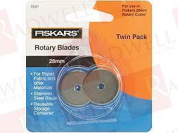 FISKARS 9541 / 9541 (NEW IN BOX) gallery