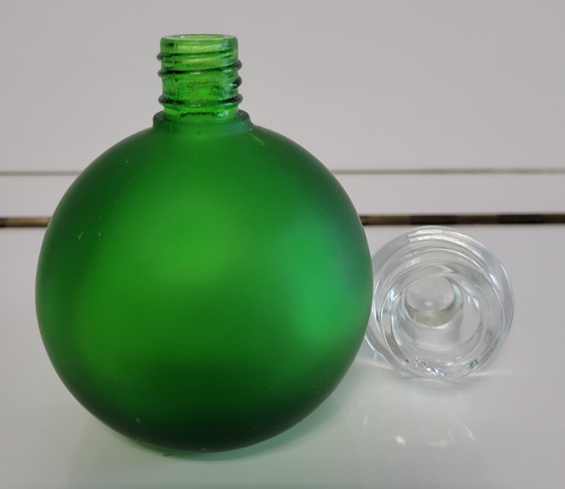 EMERALD GREEN ROUND MINI DECORATIVE BOTTLE RED CORKED STOPPER 4 INCHES 4 OZS gallery
