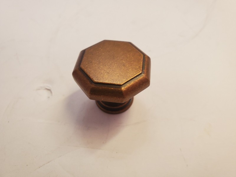 Antique Brass Zinc Alloy Cabinet Knobs - 6 Pack Single Hole Center... gallery