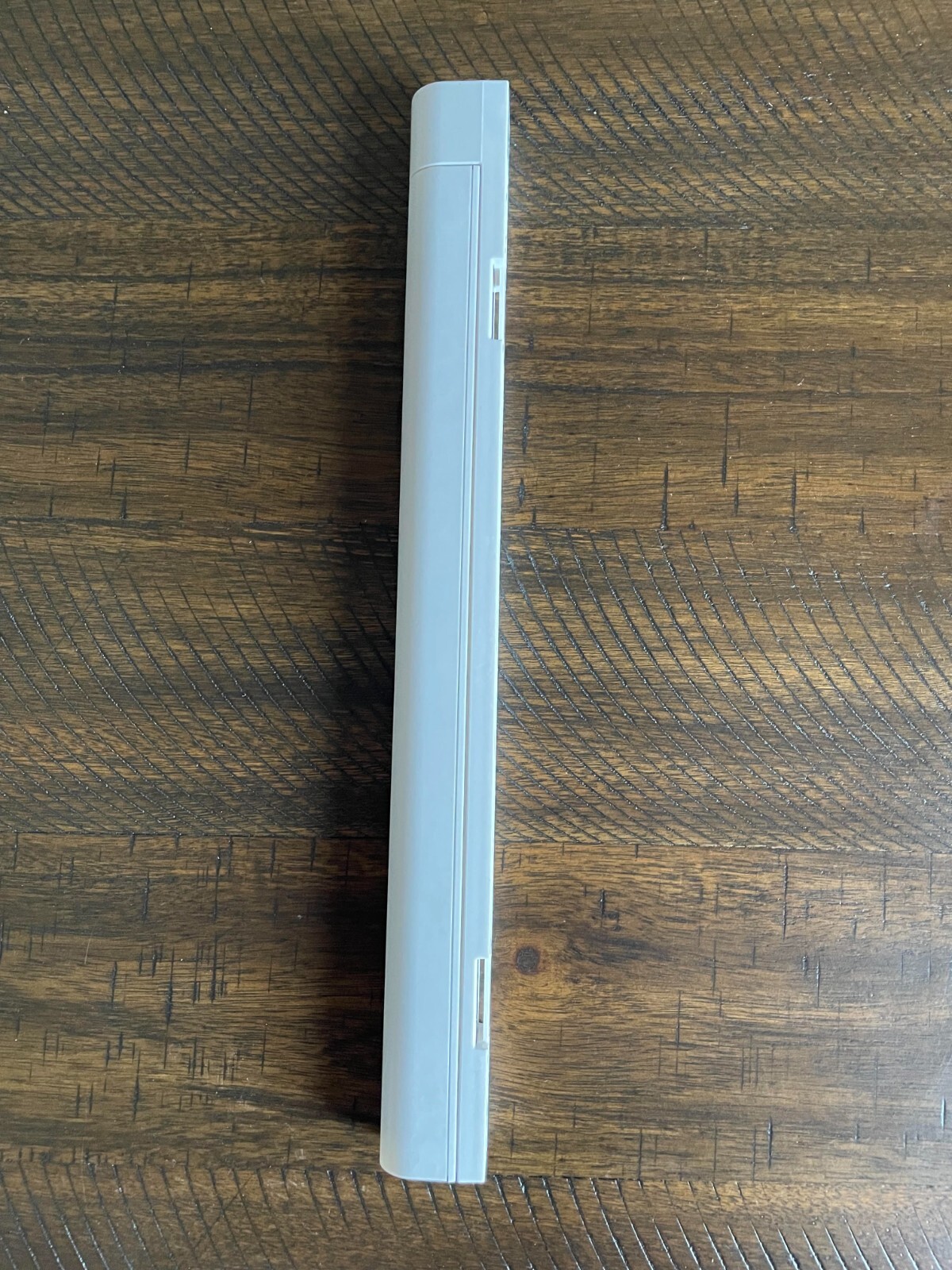 Hunter Douglas Powerview rechargeable battery wand with mounting bracket gallery