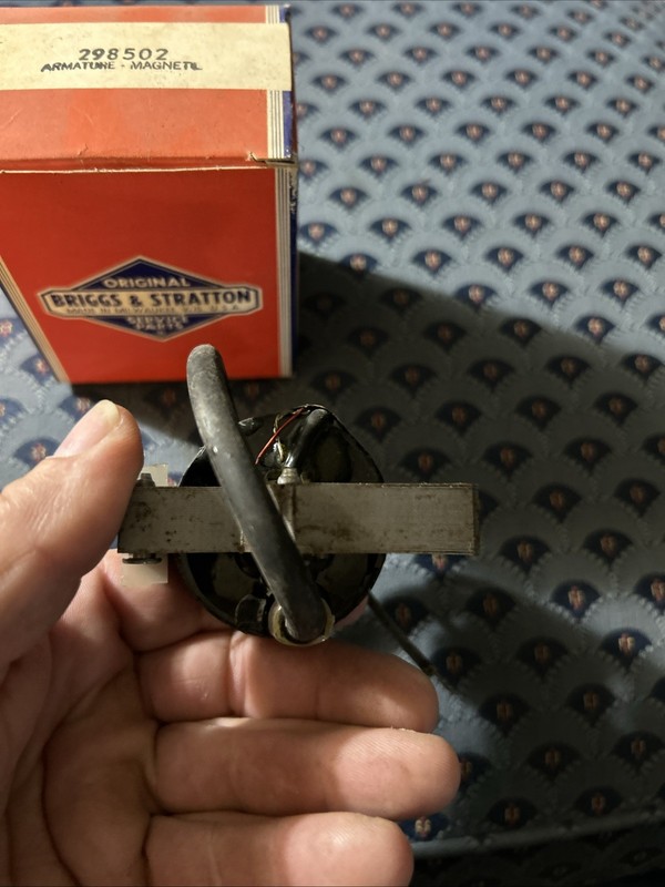 BRIGGS & STRATTON 298502 ARMATURE MAGNETO New Old Stock Original Oem gallery