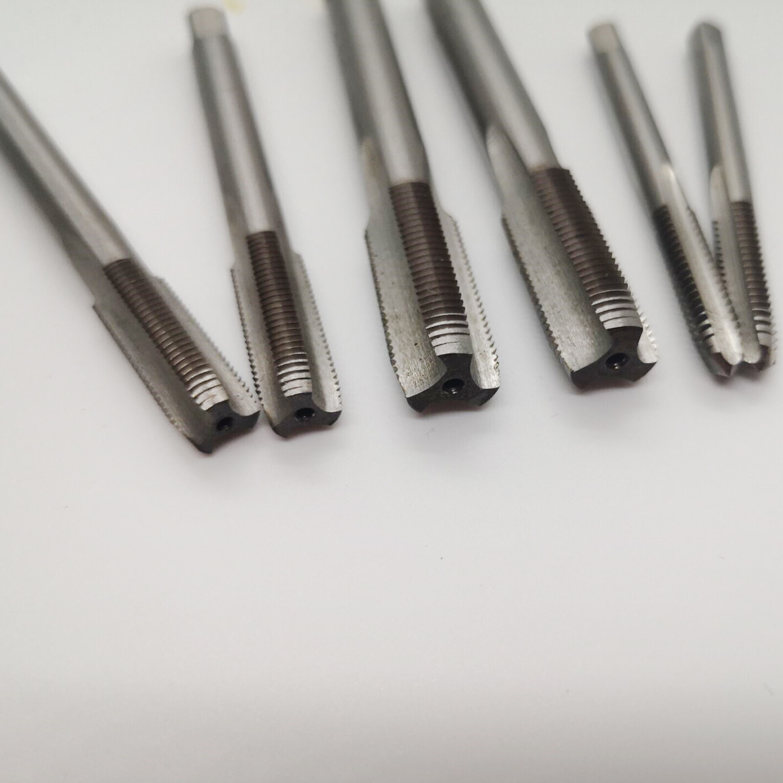 Tire Valve Stem Tap and Die Set Thread Tool 5V1-36 6V1*0.8 10V1*1 12V1-26 gallery