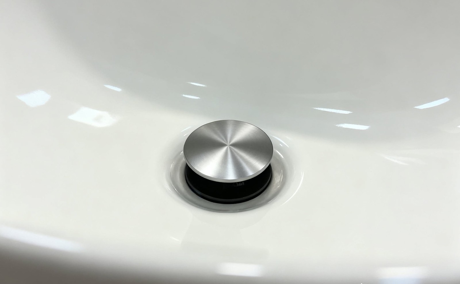 Satin Nickel Mainstays Pop-Up Drain with Overflow gallery