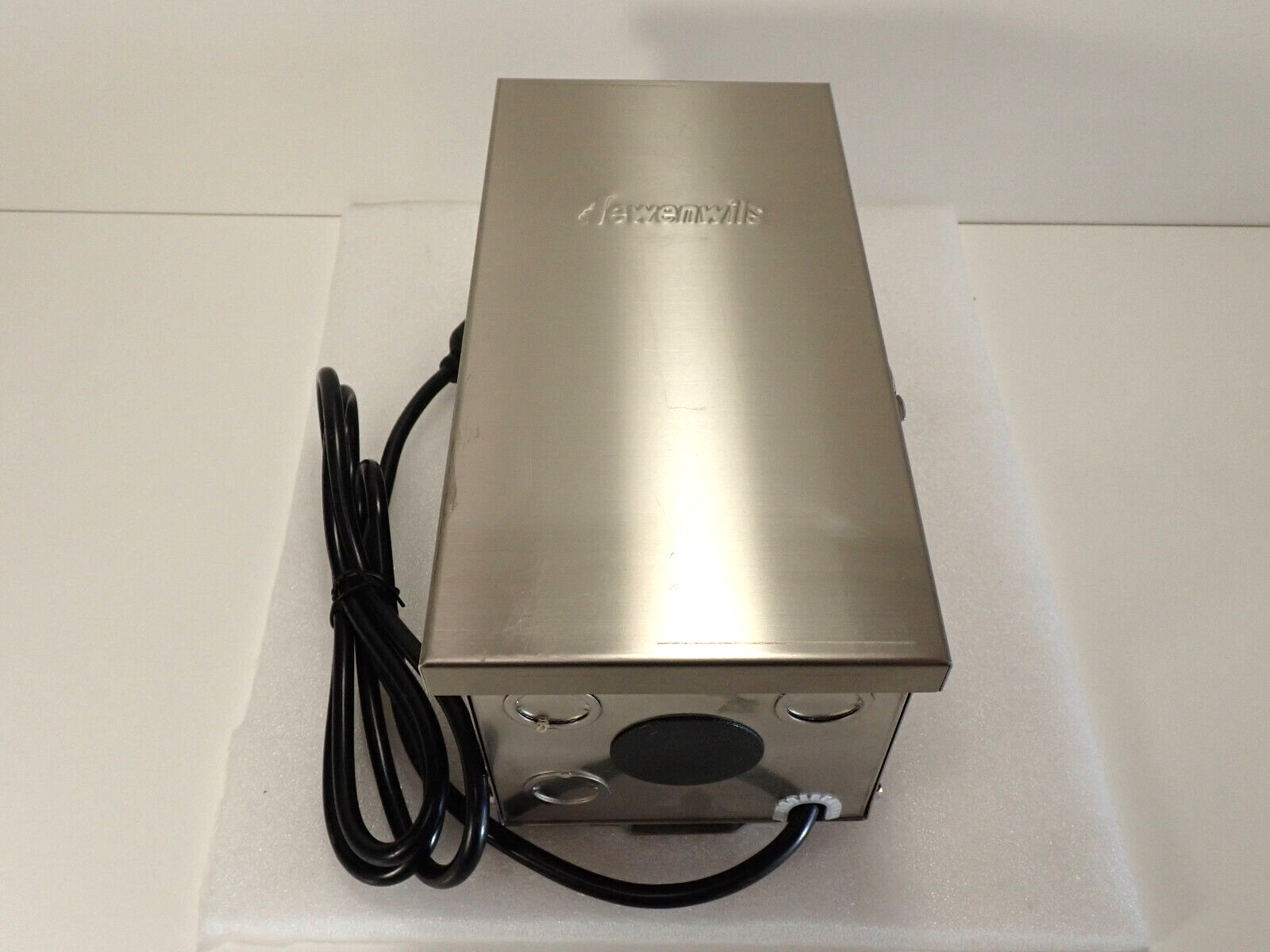 Dewenwils MTM0200-15-SS Low Voltage Landscape Lighting Transformer 120V 60Hz gallery