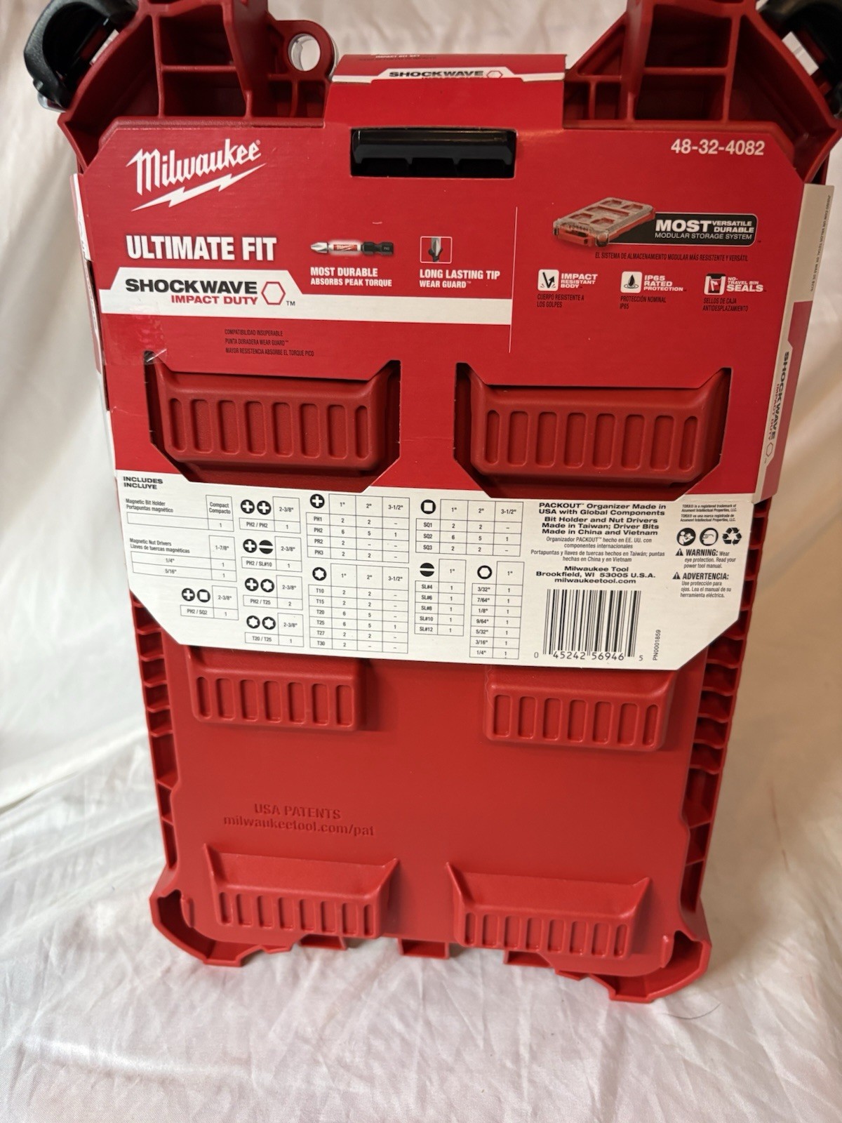 Milwaukee SHOCKWAVE Ultimate Fit 100pc Impact Bit Set w/ PACKOUT Organizer gallery