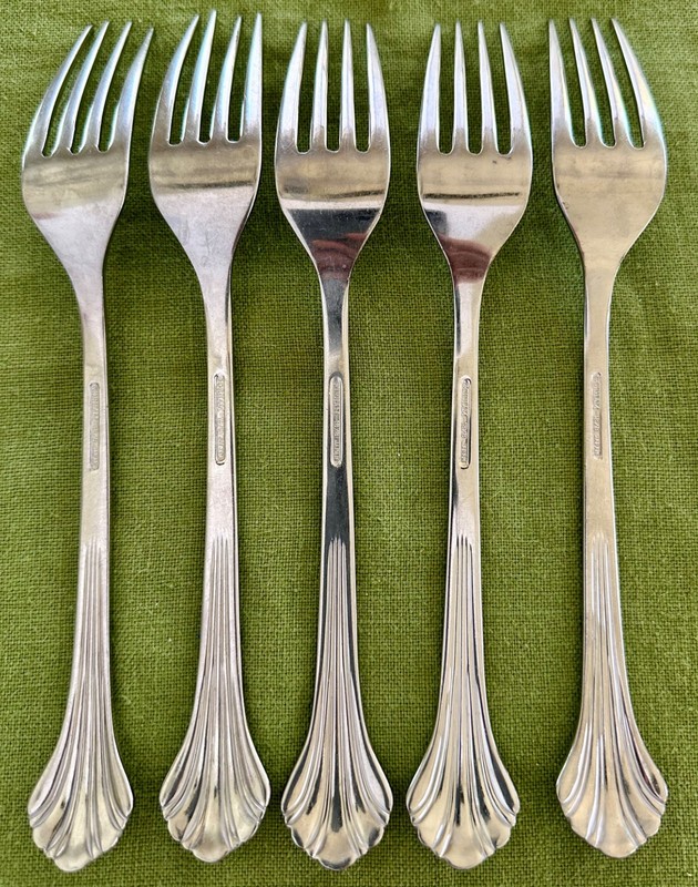 5 Gorham Quintette Japan 18/8 Stainless Steel Silverware Dinner Forks 7 7/8" gallery