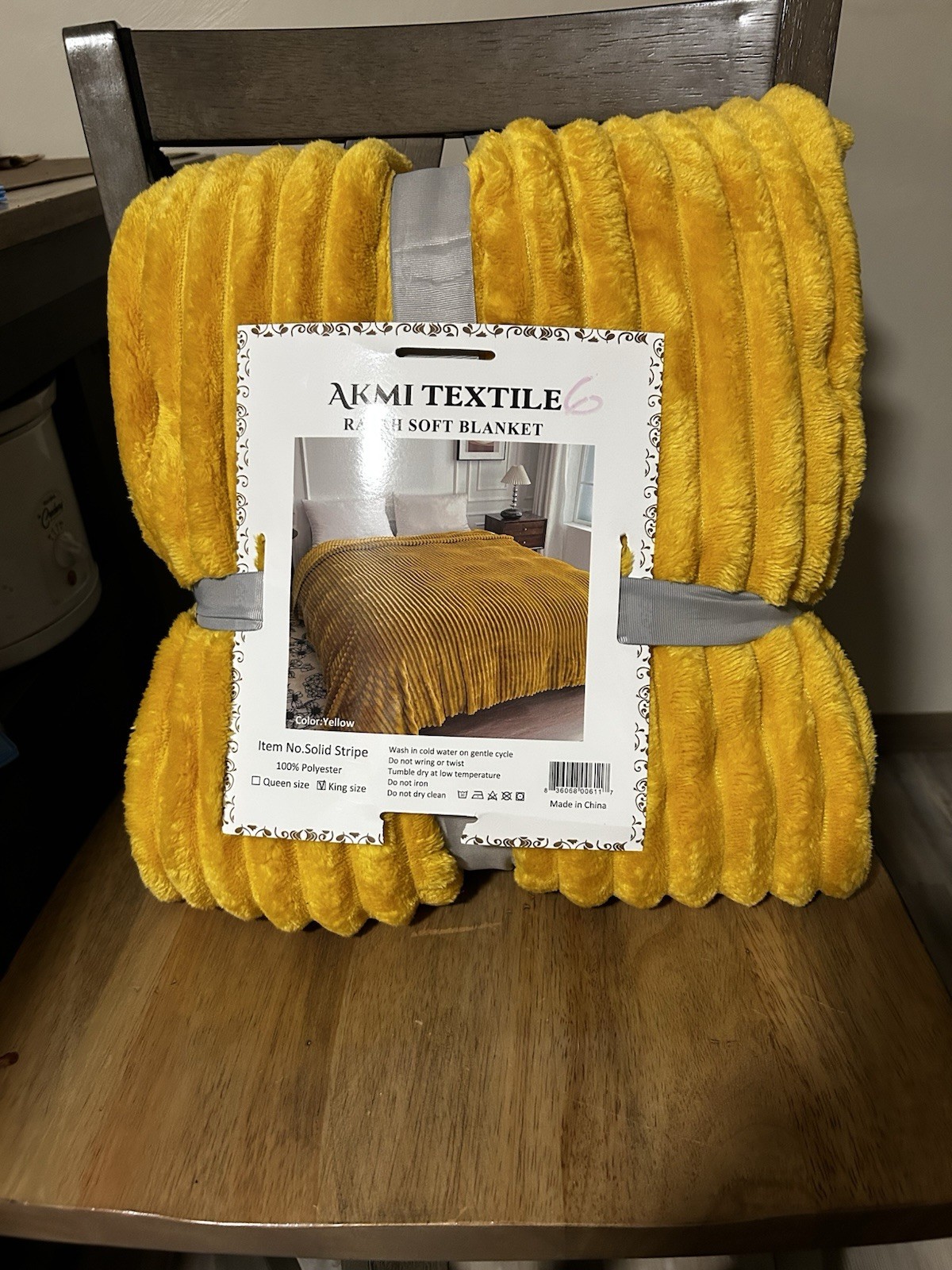 AKMI Textile King Size Plush Ribbed Soft Blanket Yellow gallery