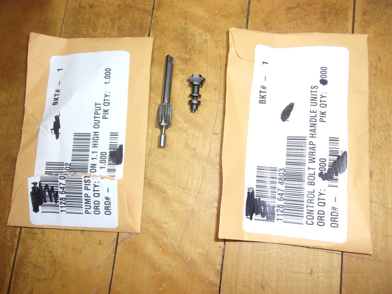 Stihl OEM High Output Oil Pump Piston & Control Bolt 1128-647-0602 4803 #GM-A3C1 gallery