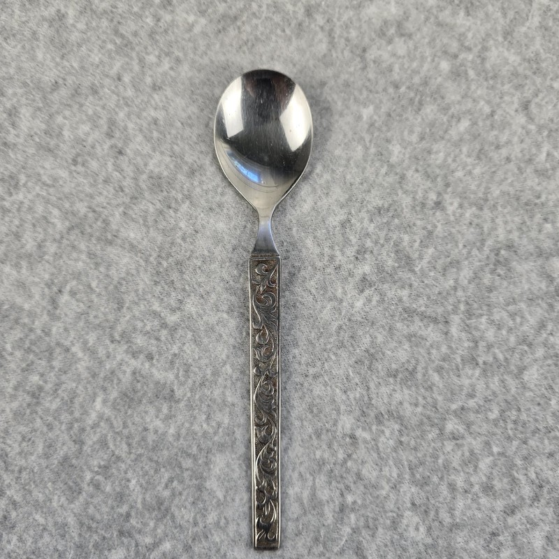 Riviera MONTEREY Scroll Pattern Stainless Black Accent Silverware Flatware U PIC gallery