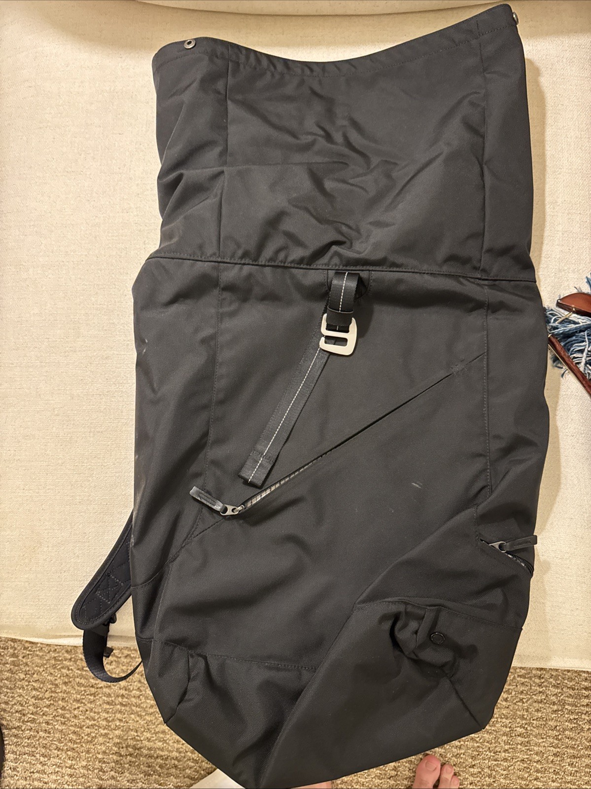 Vintage Lululemon Roll Up Black Backpack with Adjustable Straps 2