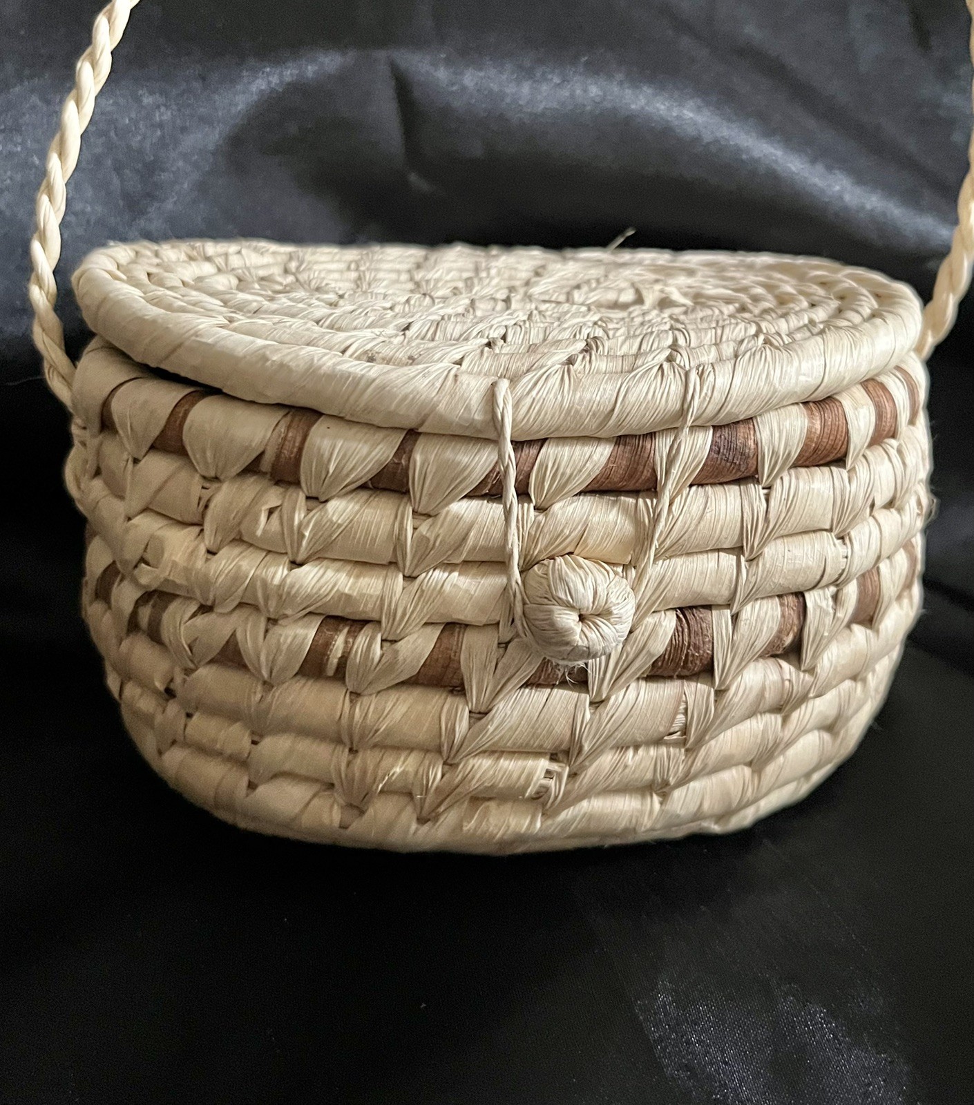 Hanging Basket With Lid 5” Wide 4” Long 3” Tall Hand Made Notch Closure Multiuse gallery