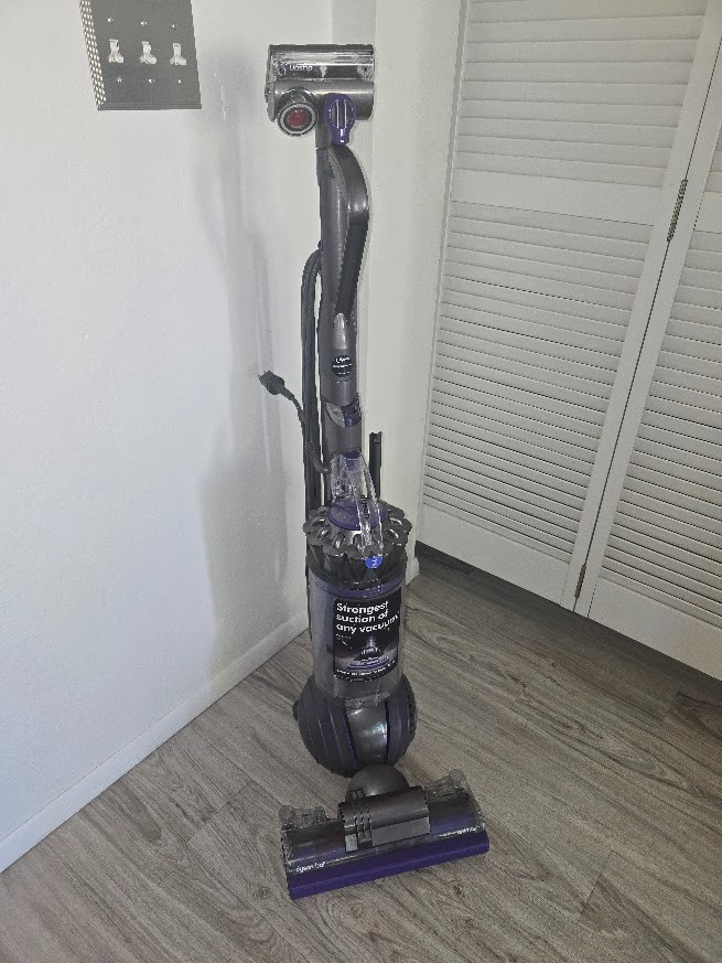 Dyson Ball Animal 2 Origin Upright UP20 Vacuum Corded Purple - Pre-owned gallery