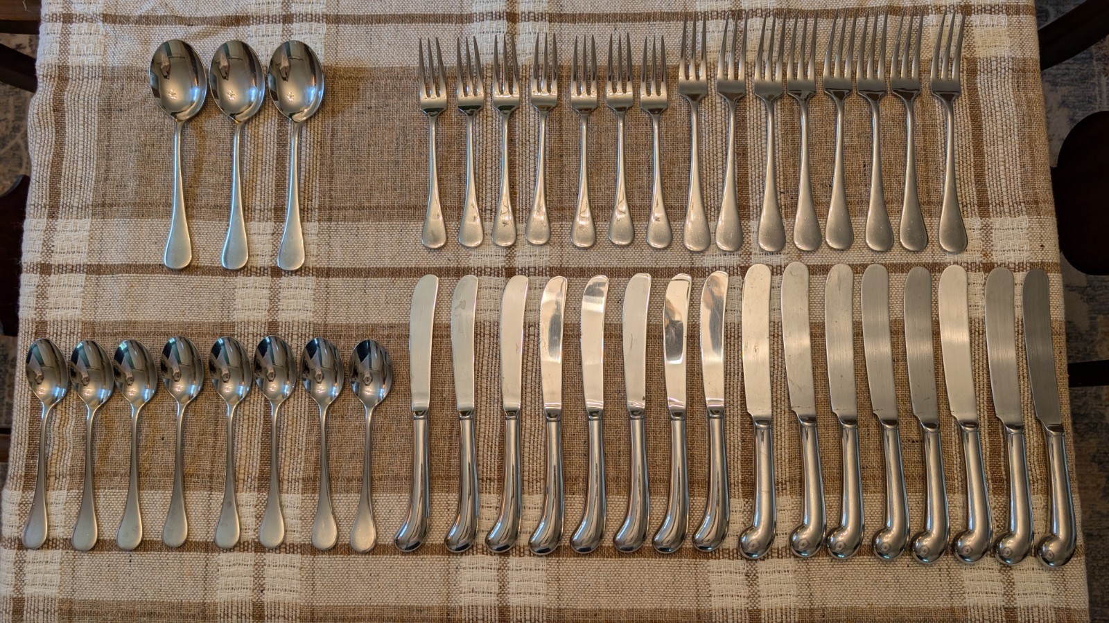Pottery Barn 18/8 Stainless Flatware Set 42 Pc Japan Glossy PBN8 gallery