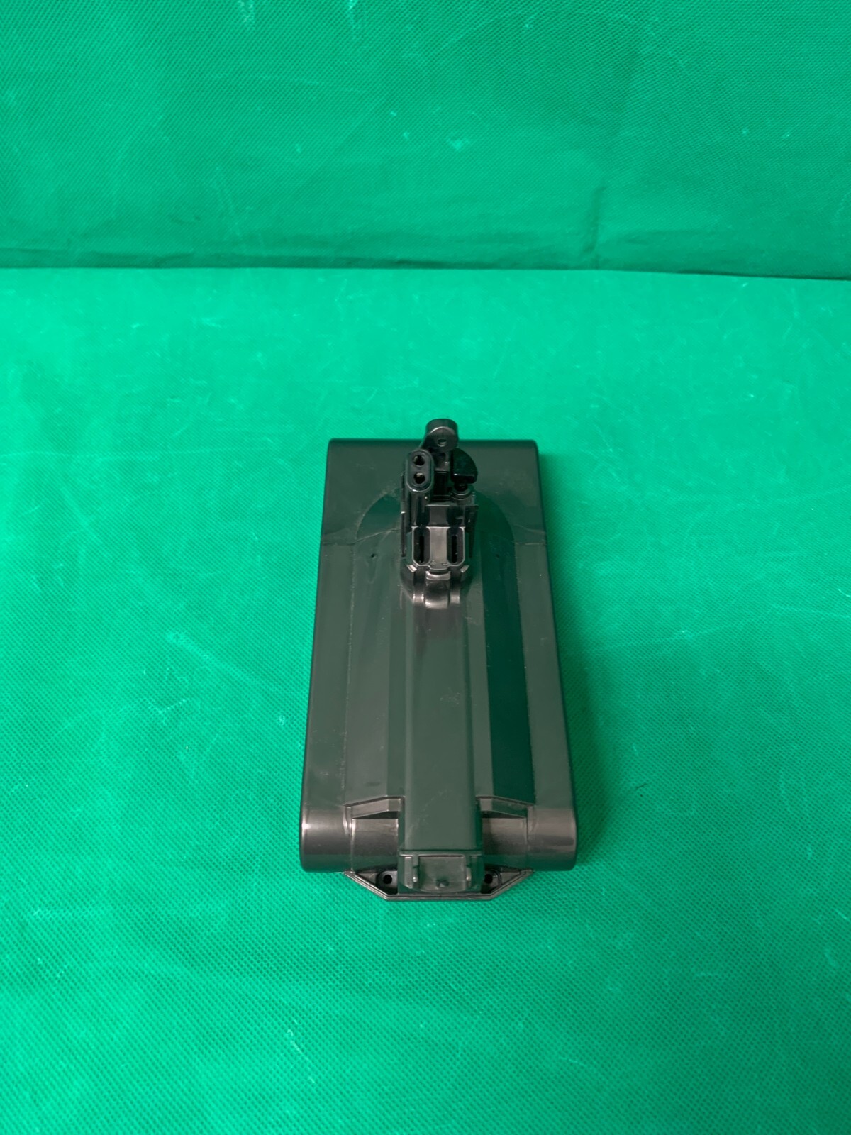 Dyson Battery For V11 ( SV14) Models- NOT A CLICK BATTERY!!! gallery