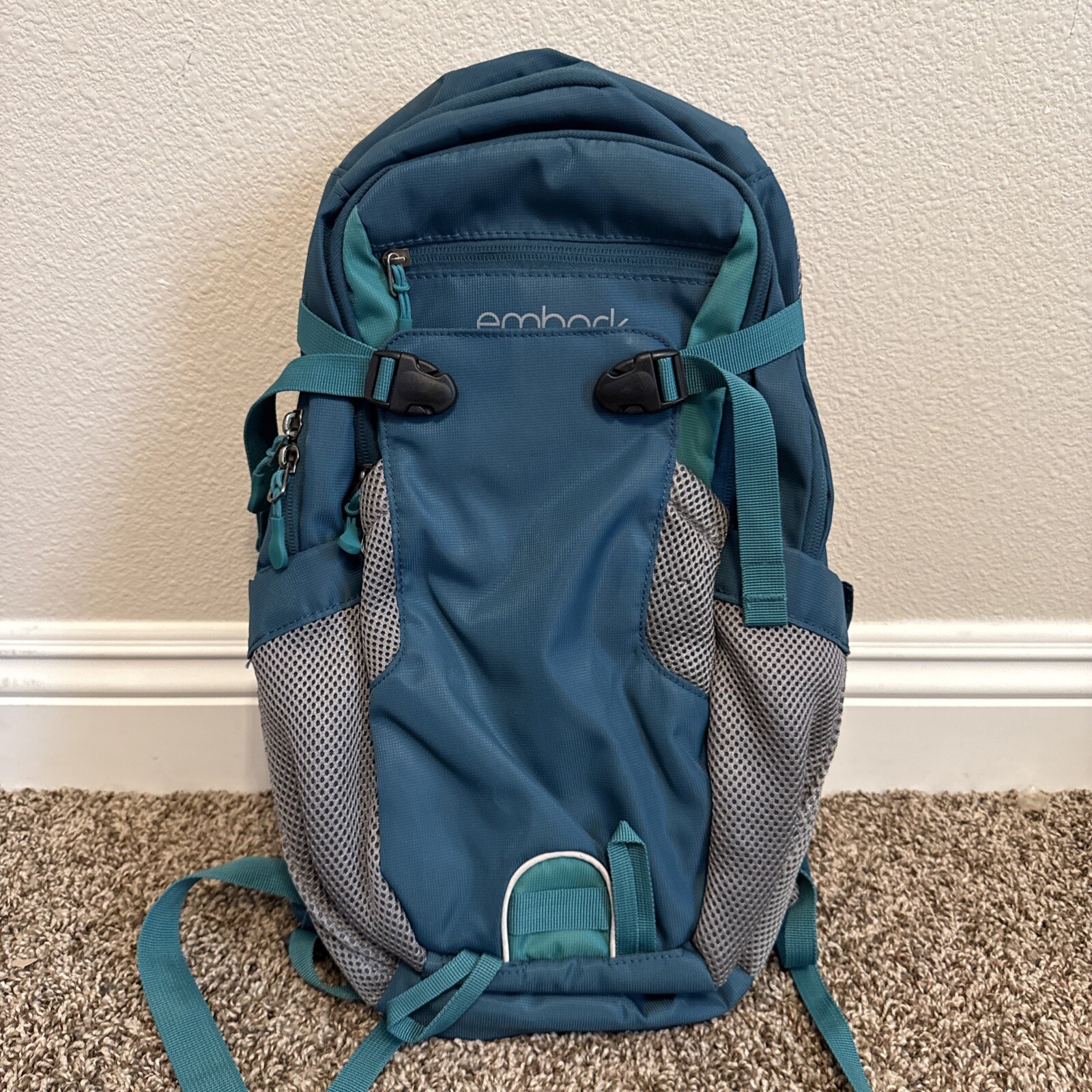 Embark Hiking Backpack Teal With Bladder