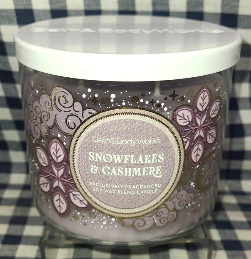ALL NEW Snowflakes & Cashmere 3-Wick Candle 25-45 hours 14 oz Bath & Body Works gallery