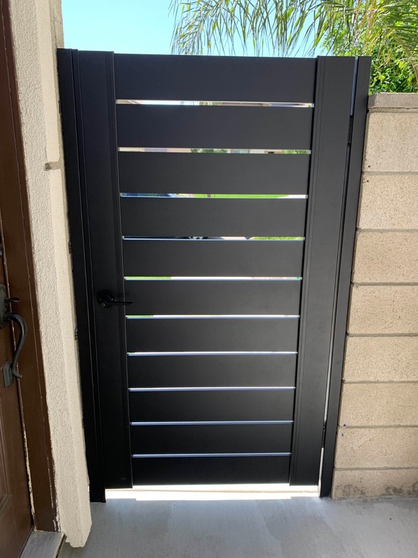 Alumission Universal Aluminum Gate (Side Gate/Yard Gate) Los Angeles Style gallery