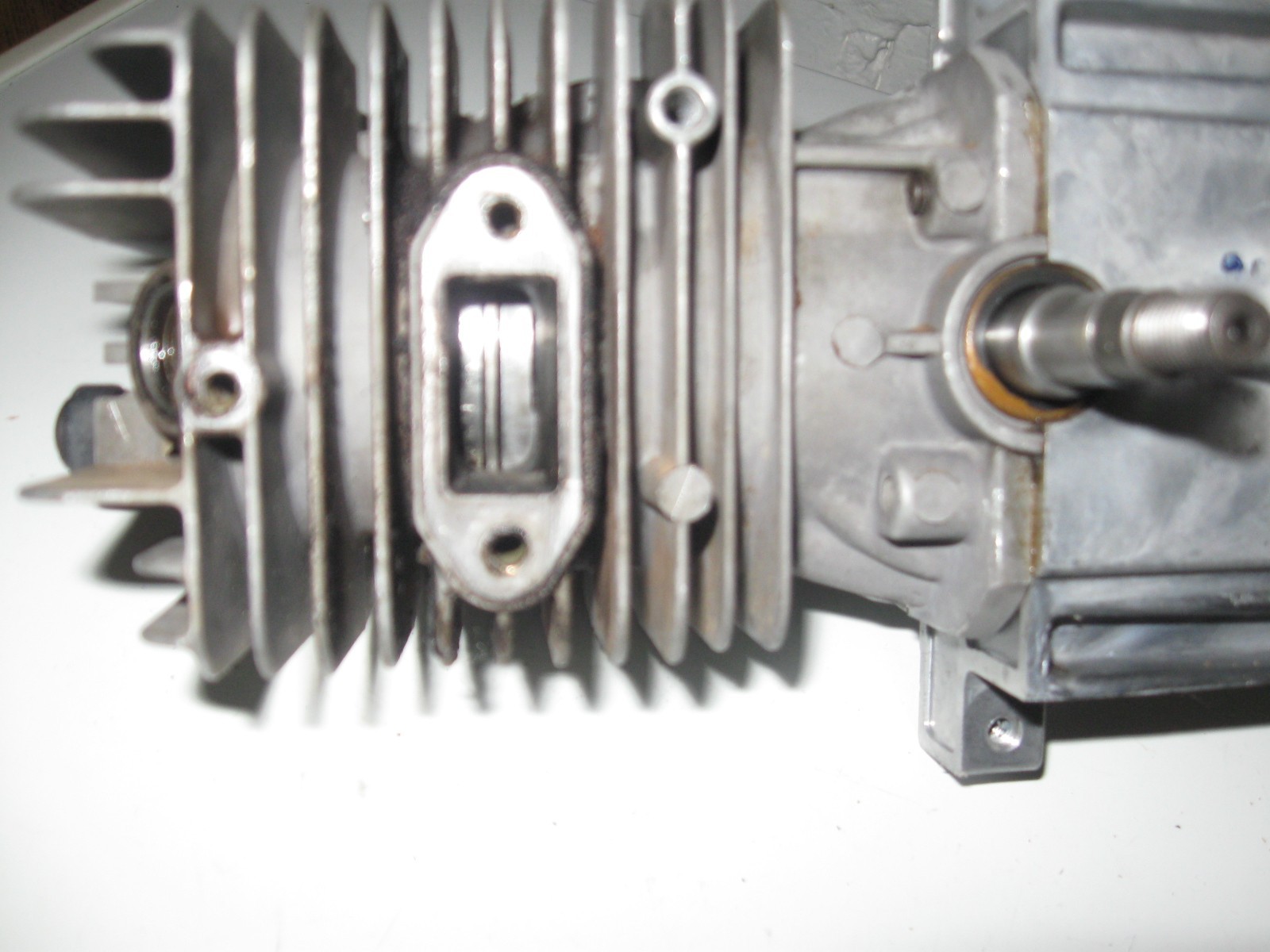 McCulloch MS1432 Chainsaw Basic Engine. 32CC. 3200 Series...................m16 gallery