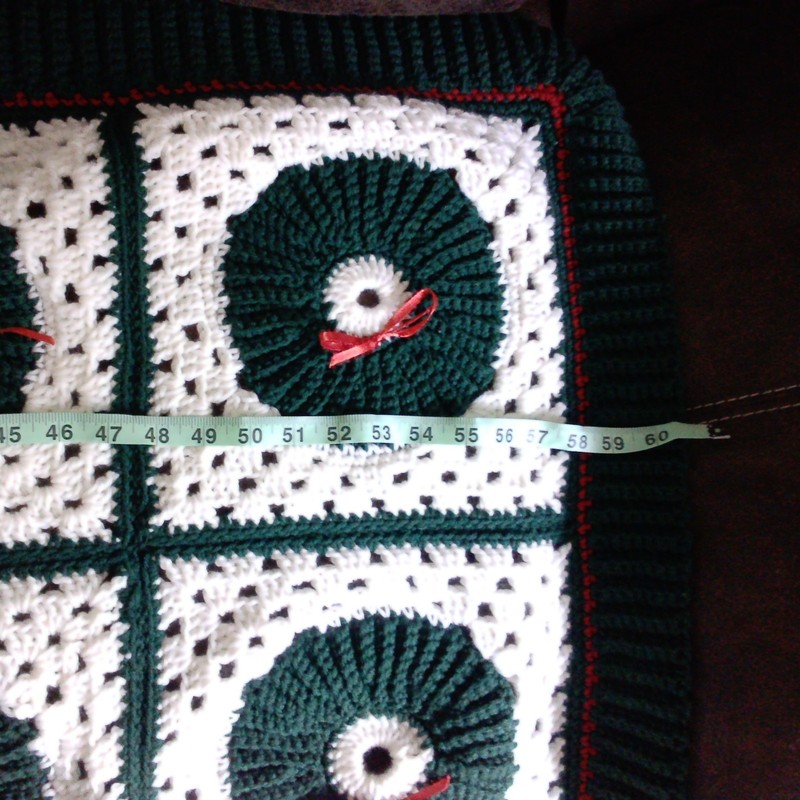 Handmade Granny Square Afghan Sofa Throw Wreath Design Green White Red gallery