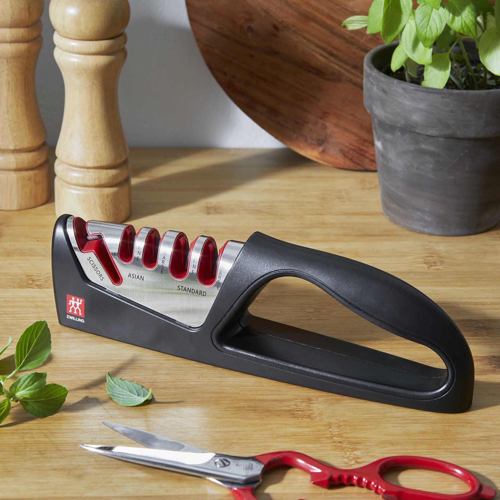 ZWILLING Razor-Sharp 4-Stage Pull Through Knife Sharpener with Shear Sharpener gallery