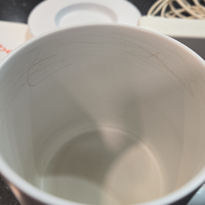 Ember Temperature Control Smart Mug White 10oz CM17 & charging Base gallery