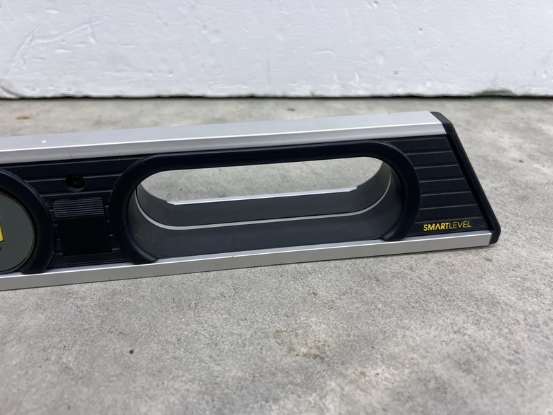 Wedge Smart Level” Digital Pro W/ Soft Carry Case gallery