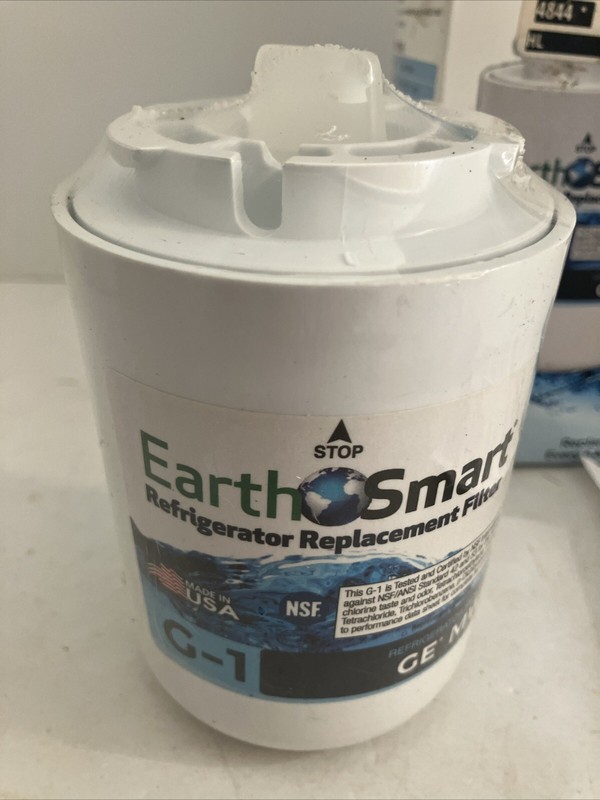 EarthSmart Replacement Filter GE MWF G-1 SEALED For Refrigerators 300 gallon gallery