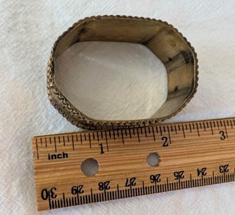 Engraved Saudi Arabia Solid Brass Oval Estate Vintage Napkin Ring gallery
