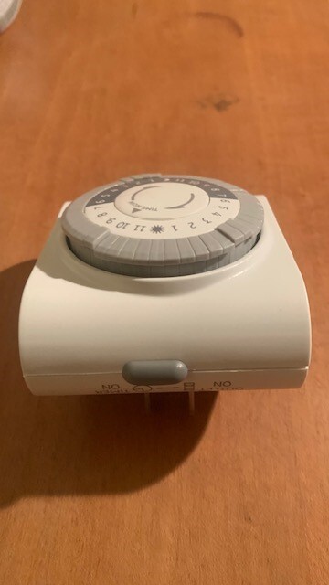 Big Button Timer 24 Hour Model 458205 For Indoor Use Only 125Vac 60 Hz 15A 1/2P gallery