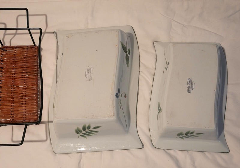 Temp-tations Wavy Rectangular Baking Dish Floral Dragonfly Butterfly Set Of 2 gallery