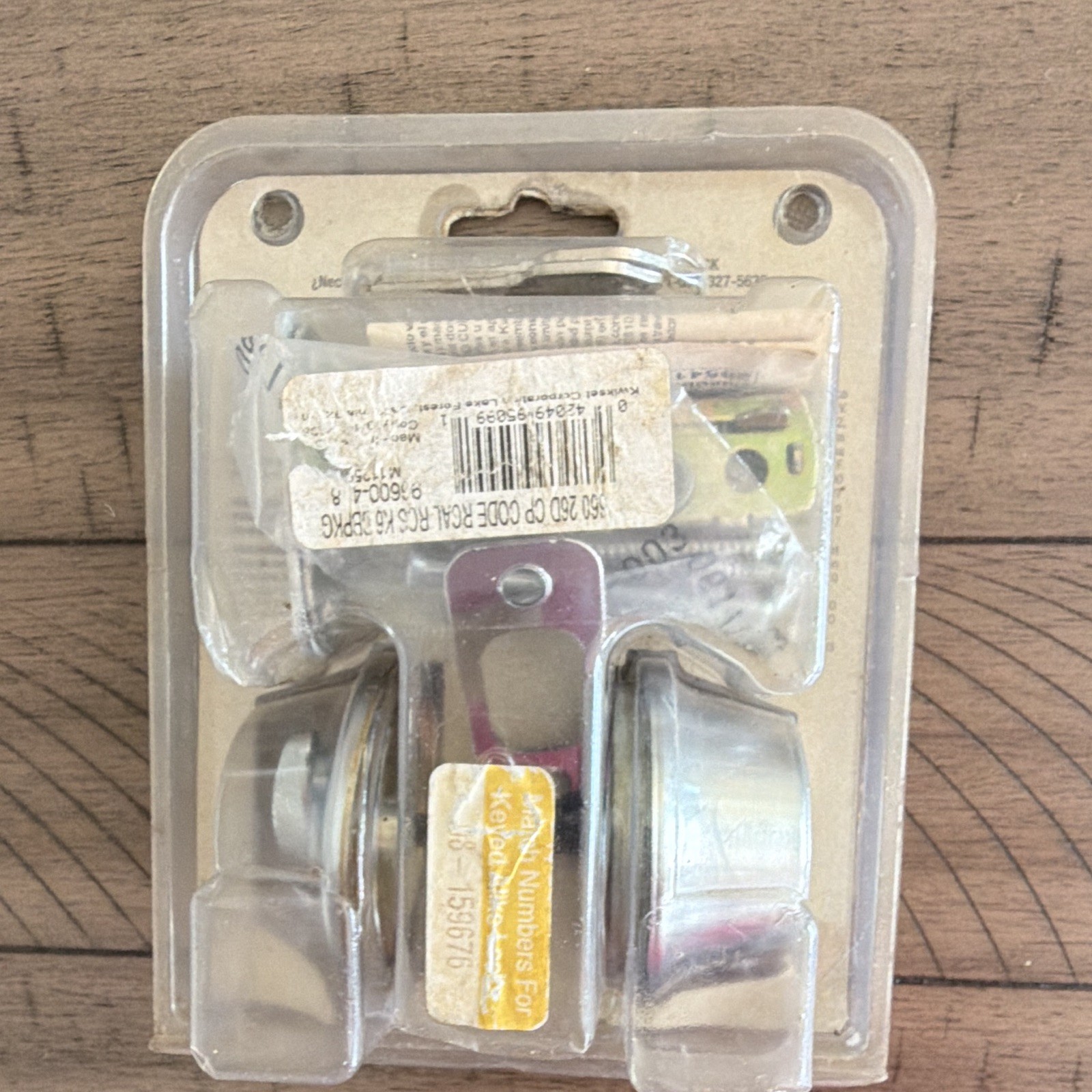 Kwikset 660 Deadbolt Lock Satin Silver, Universal/Reversible, Easy Install gallery